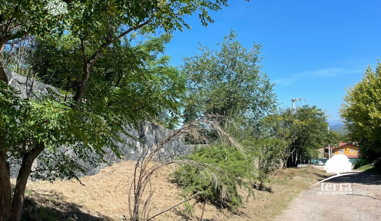 Inmobiliaria en Villa General Belgrano - Lote en Venta en Santa Rosa de Calamuchita - RH-24786