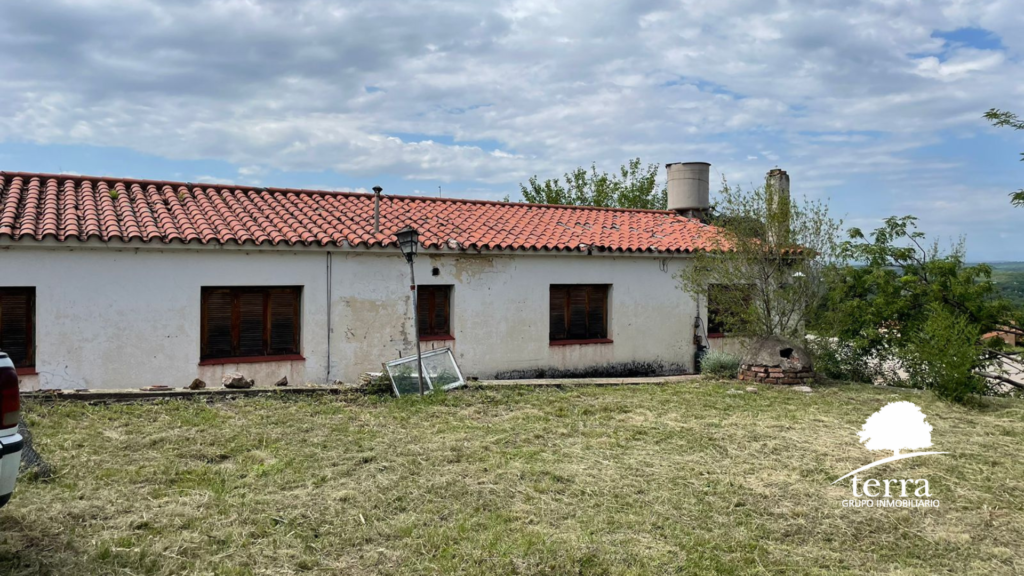 Inmobiliaria en Villa General Belgrano - Casa en Venta en Santa Rosa de Calamuchita - RH-24786

