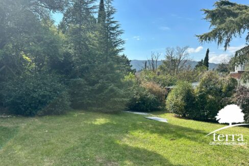 Vista del lote en venta en calle Strauss, Villa General Belgrano