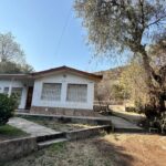Fachada de casa en venta Sierras Chicas